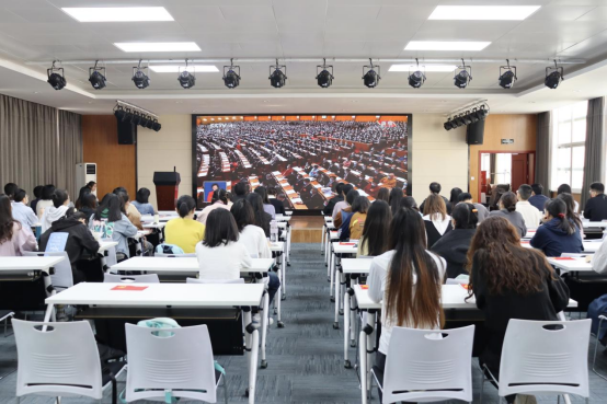 http://weblg.hubei-university.com:8080/_vsl/D1D8D9D4BF40A232CE7AE285D50C0330/A38A0C49/C810E?e=.png